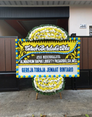 Papan Bunga Duka di Pulau Sembilan